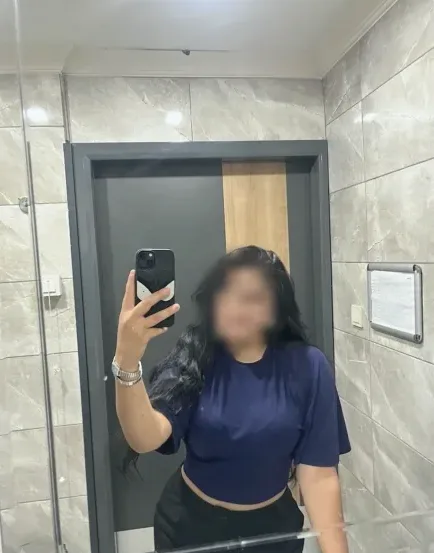 Amalie, 20