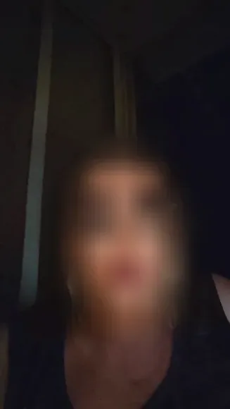 Andrea, 34