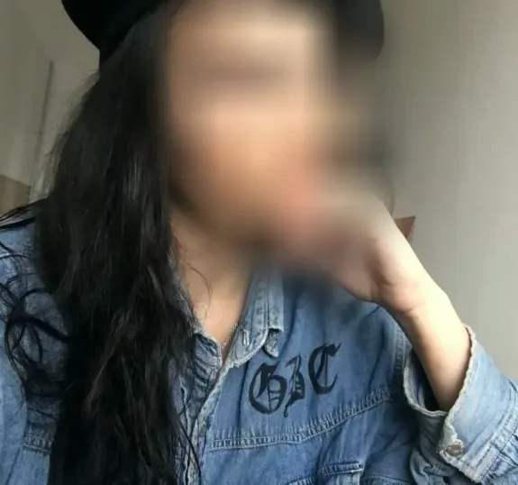 Asta, 28
