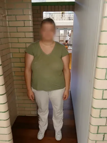 Ella, 23