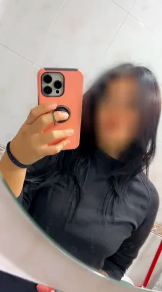 Jovana, 30