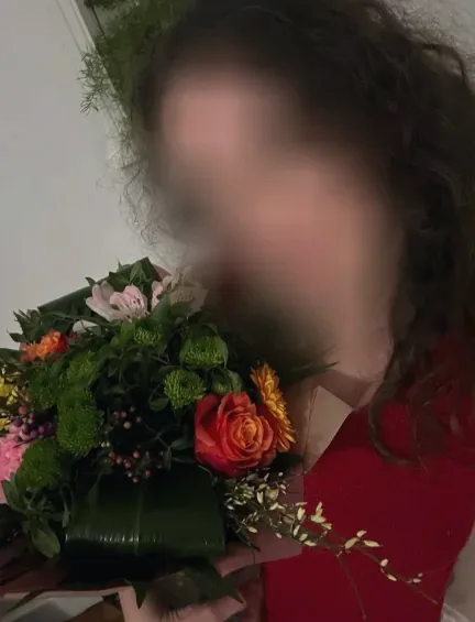 Laura, 39