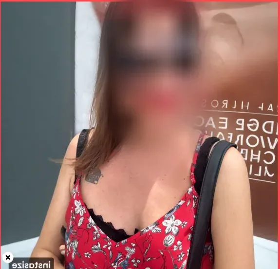Molly, 37